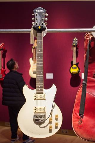 Jeff Beck Christie's auction photograph 1, courtesy of Jim Belmont