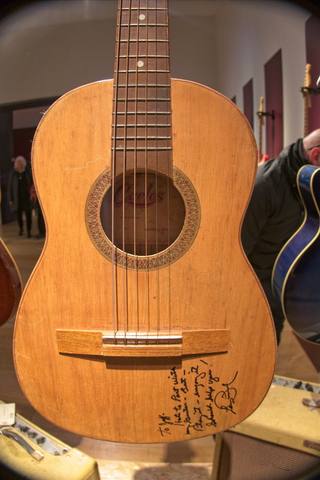 Jeff Beck Christie's auction photograph 4, courtesy of Jim Belmont