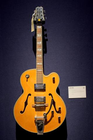 Jeff Beck Christie's auction photograph 38, courtesy of Jim Belmont