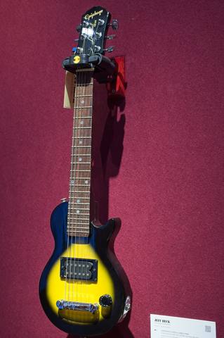 Jeff Beck Christie's auction photograph 45, courtesy of Jim Belmont